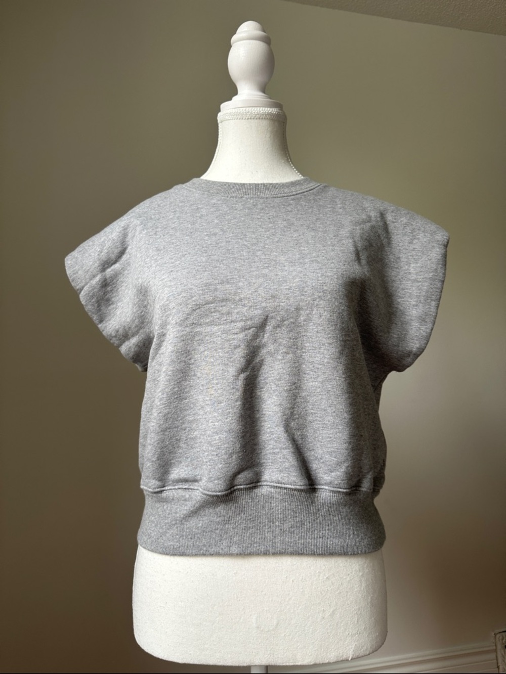 WILFRED FREE Grey‎ Athleisure Padded Shoulder Short Sleeve Sweater Size Large